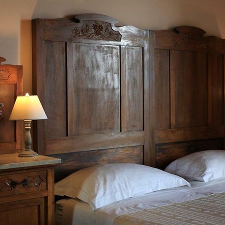 Casale Madeccia Guest House Sonnino Exterior foto